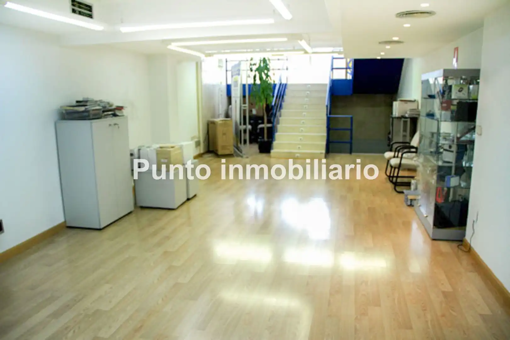 Business premises for sale in Calle Santa María, imagen 6