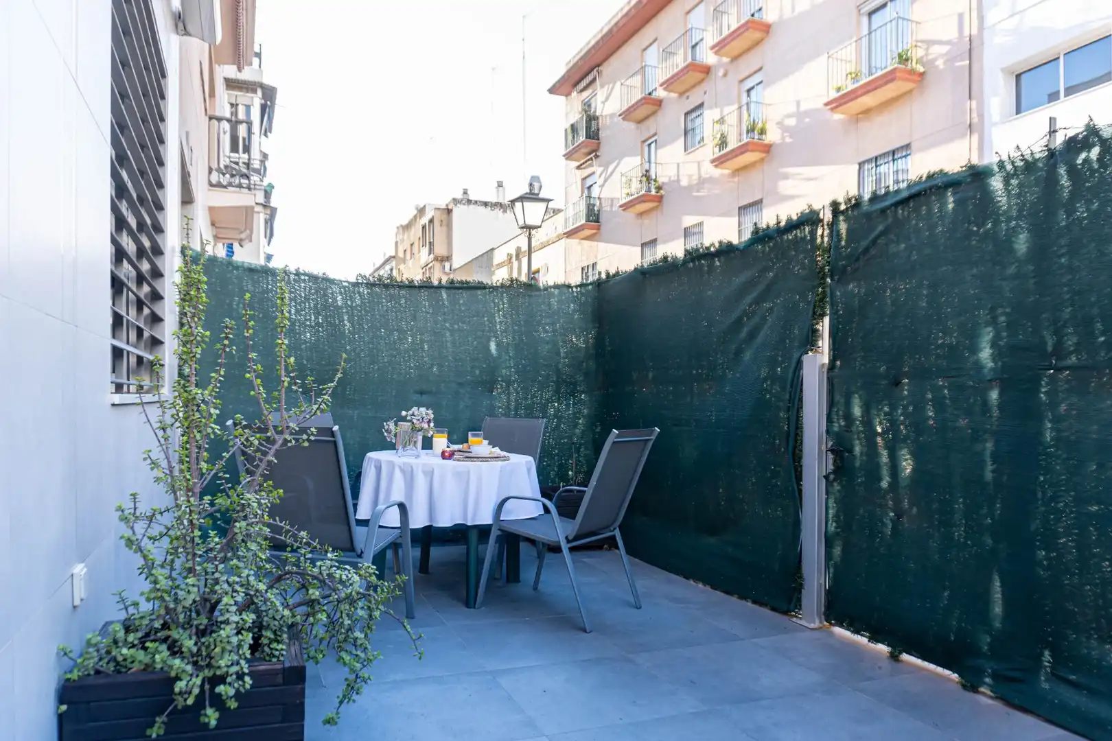 Terrassa de Planta baixa de lloguer en Sevilla amb Aire condicionat, Calefacció i Moblat