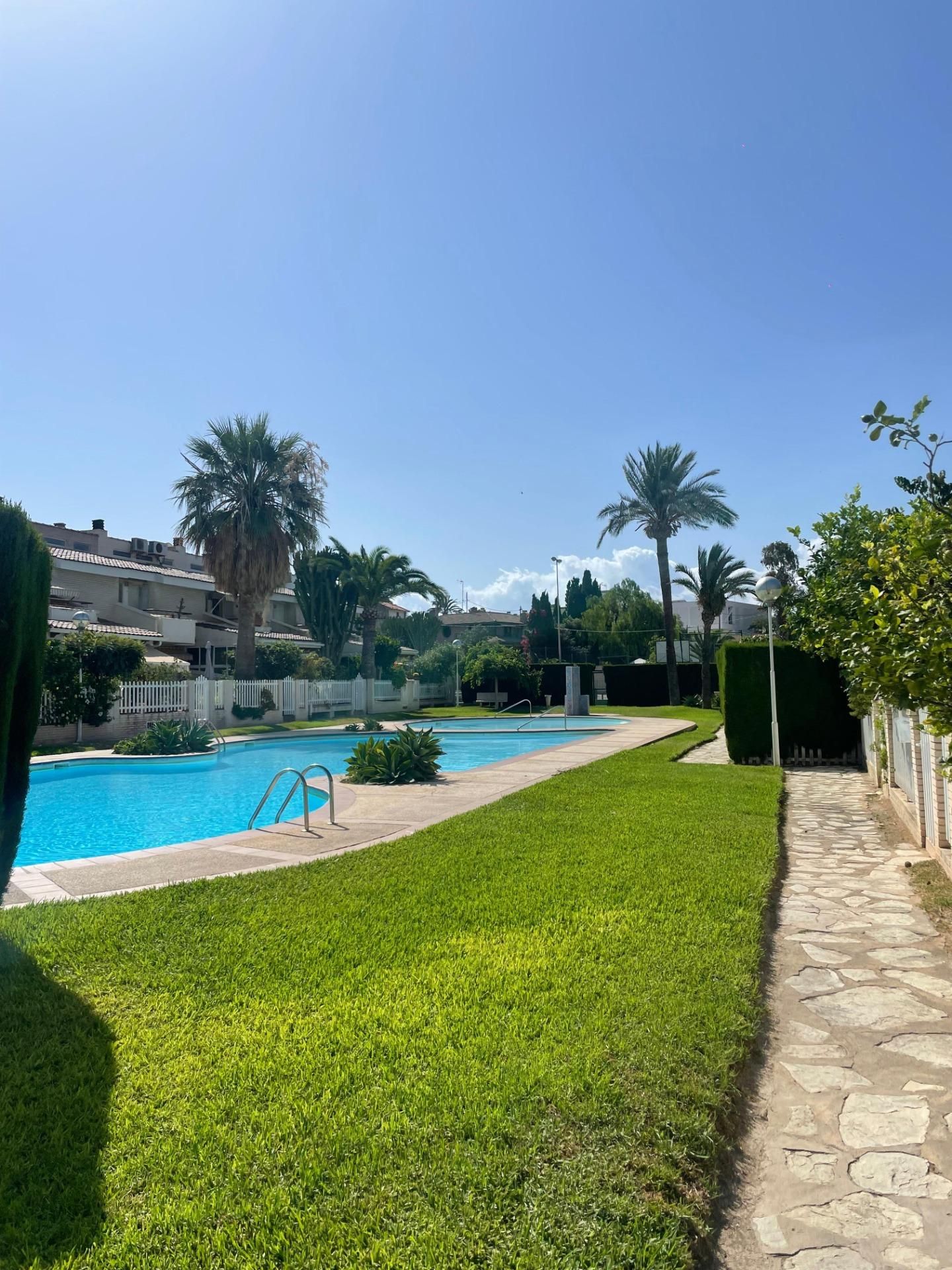 Swimming pool of Loft to rent in Alicante / Alacant  with Air Conditioner and Community pool