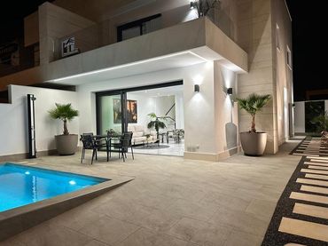 Villa mit Pool zum Verkauf in San Pedro del Pinatar