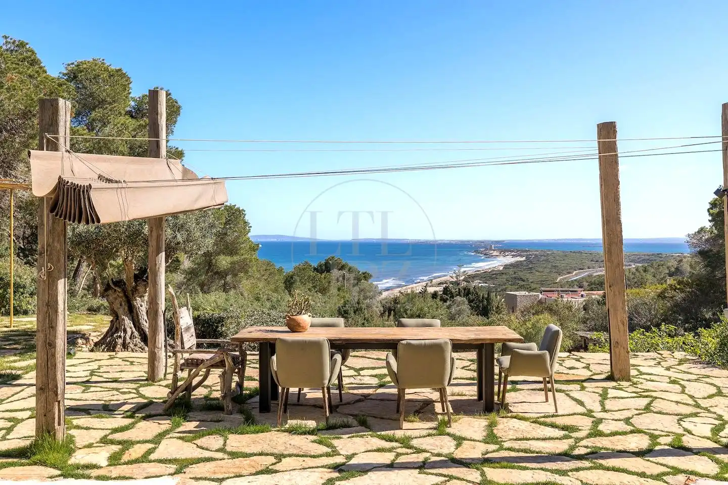 Terrasse von Haus oder Chalet zur Miete in Sant Josep de sa Talaia mit Klimaanlage, Privatgarten und Schwimmbad
