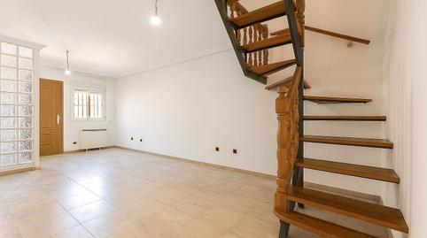 Foto 3 de Dúplex en venda a Travesía Isla de Formosa, Tres Olivos - Valverde, Madrid