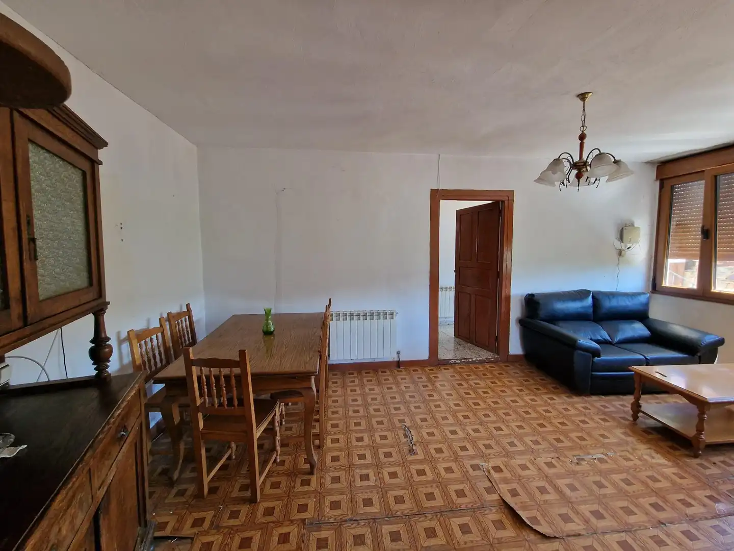 Sala de estar de Finca rústica en venta en Cangas del Narcea con Calefacción, Jardín privado y Terraza