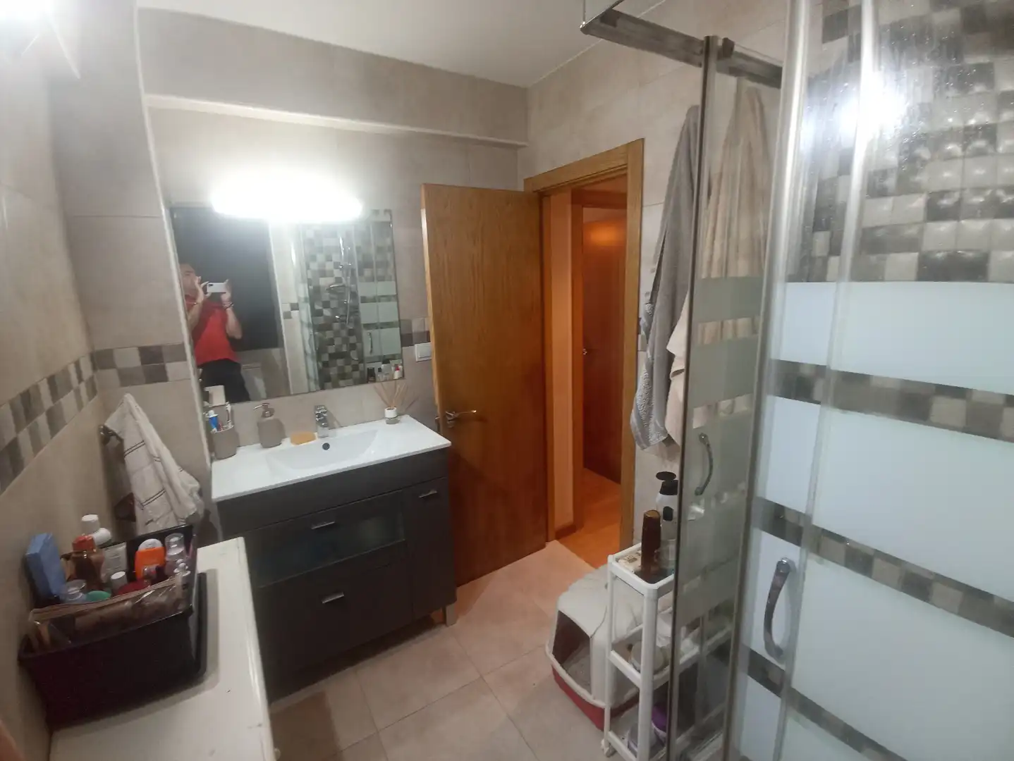 Bany de Pis en venda en Oviedo  amb Calefacció, Parquet i Traster