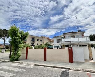 Vista exterior de Casa o xalet en venda en Piera amb Aire condicionat i Terrassa