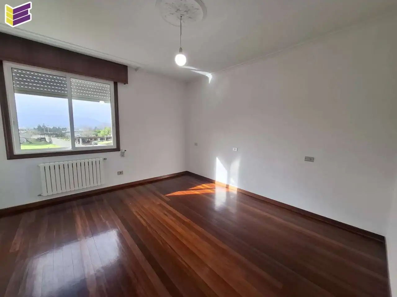 Habitación de Casa o chalet en venta en Chantada con Calefacción y Balcón