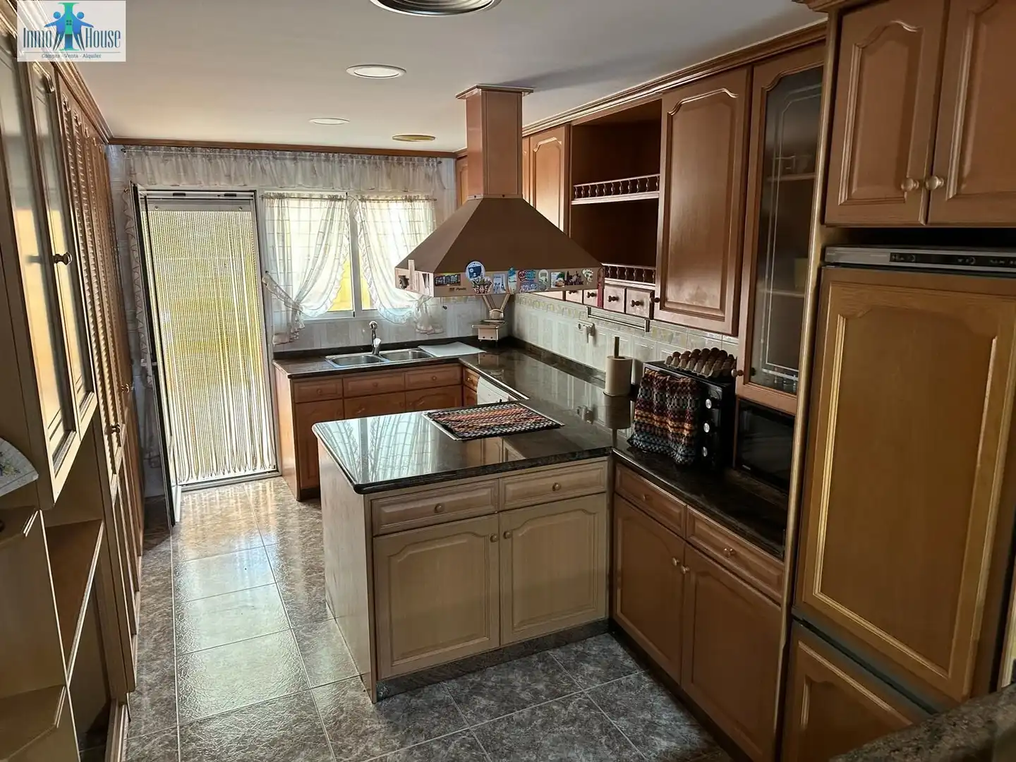 Kitchen of Attic for sale in Almansa  with Air Conditioner, Private garden and Terrace