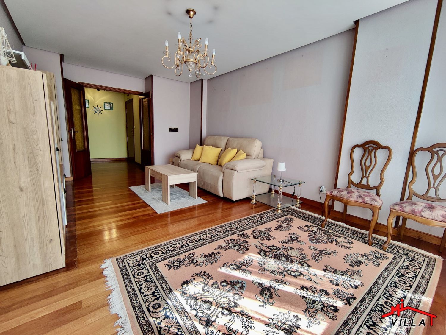 Living room of Flat for sale in Laredo  with Heating, Terrace and Furnished