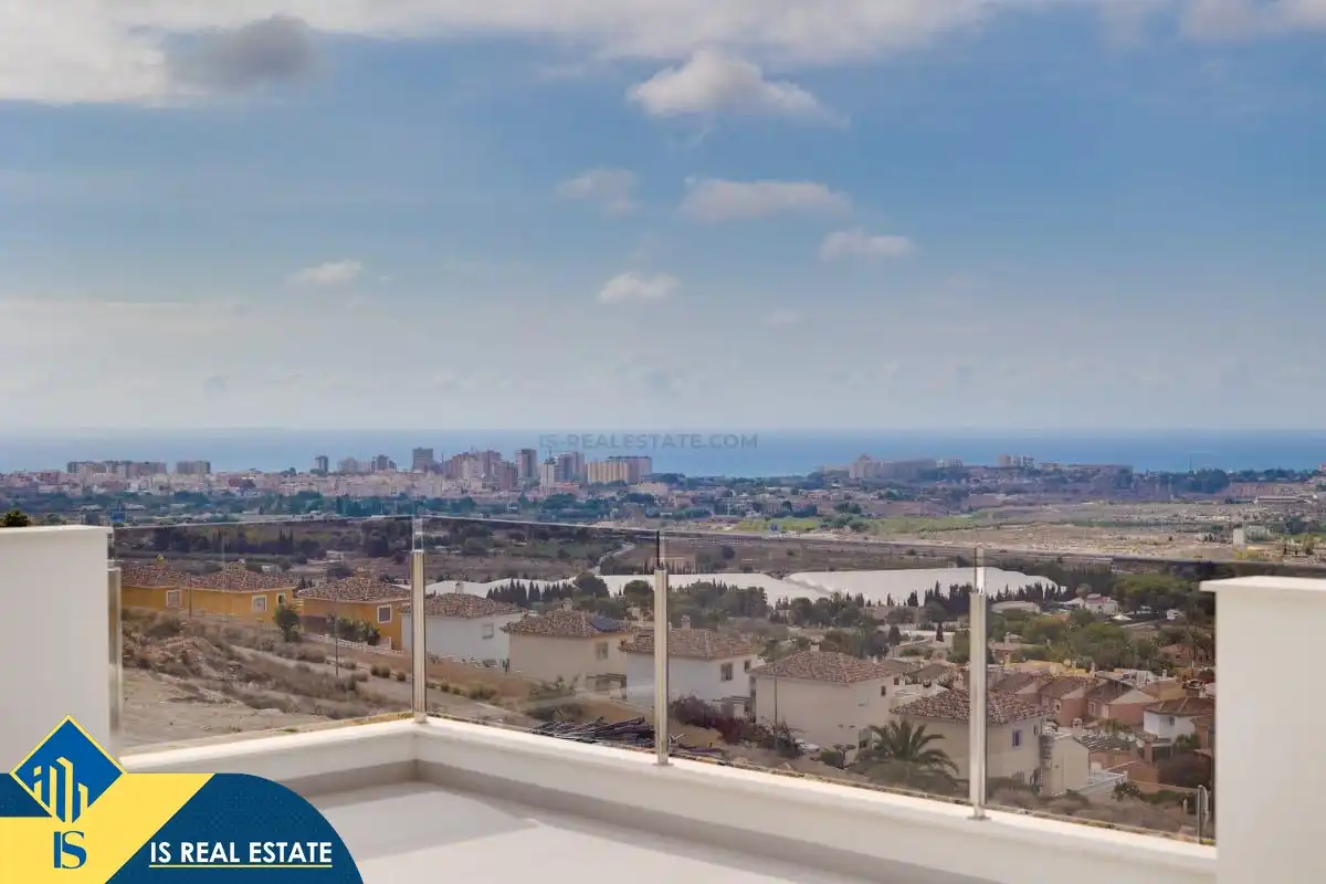 Vista exterior de Casa o chalet en venta en Mutxamel con Terraza y Piscina