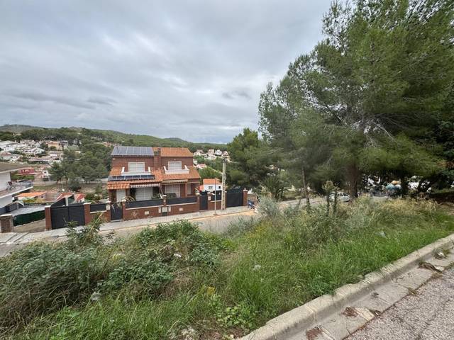 Casa-chalet en Venta en Calle Cafe Del en La Pobla de Montornès