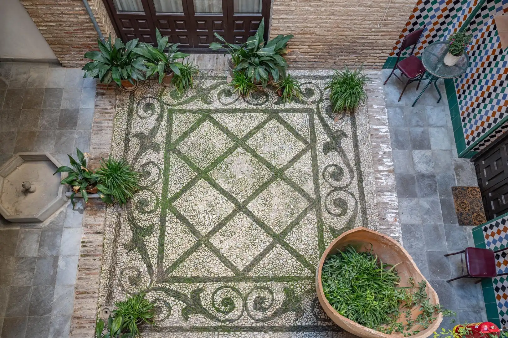 Garden of Buildings for sale in Granada
