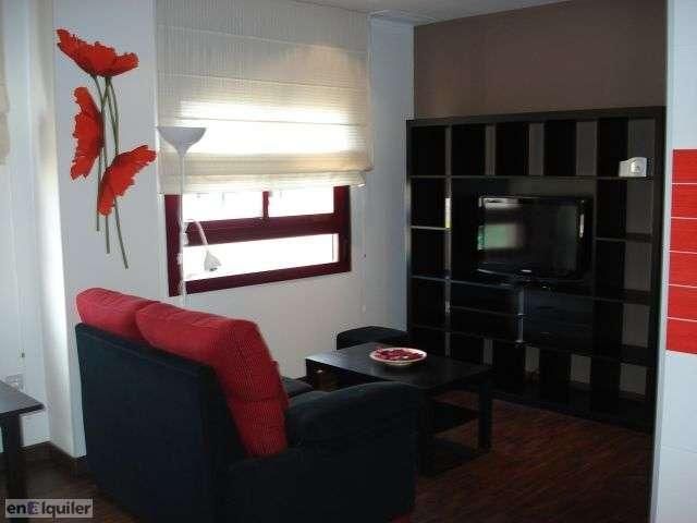 Apartment to rent in Calle Urbano González Serrano, Sur