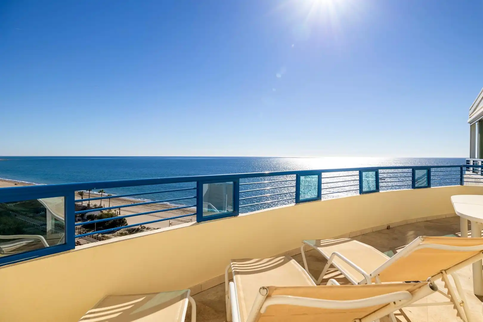 Dachboden zum Verkauf in Urbanizacion Banana Beach, 8, Playa Bajadilla - Puertos