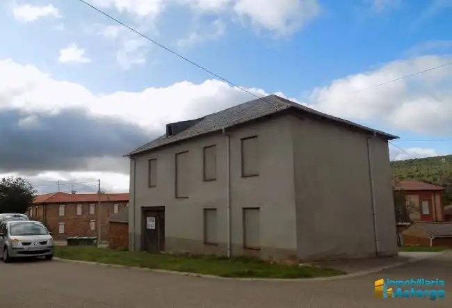 Casa rústica en venda a Brazuelo