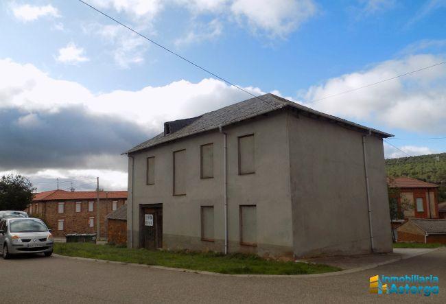 Photo 1 of Country house for sale in Calle Real-co, Brazuelo, León