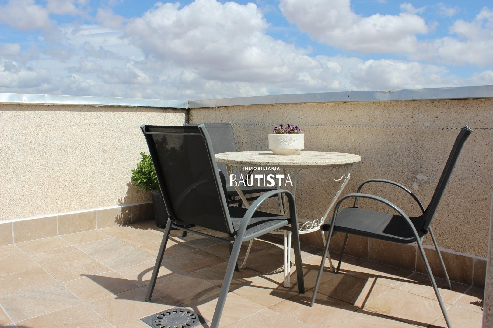 Terrace of Attic for sale in Valdepeñas  with Heating, Terrace and Furnished