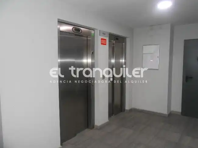 Wohnung zur Miete in Madrid mit Klimaanlage, Abstellraum und Möbliert