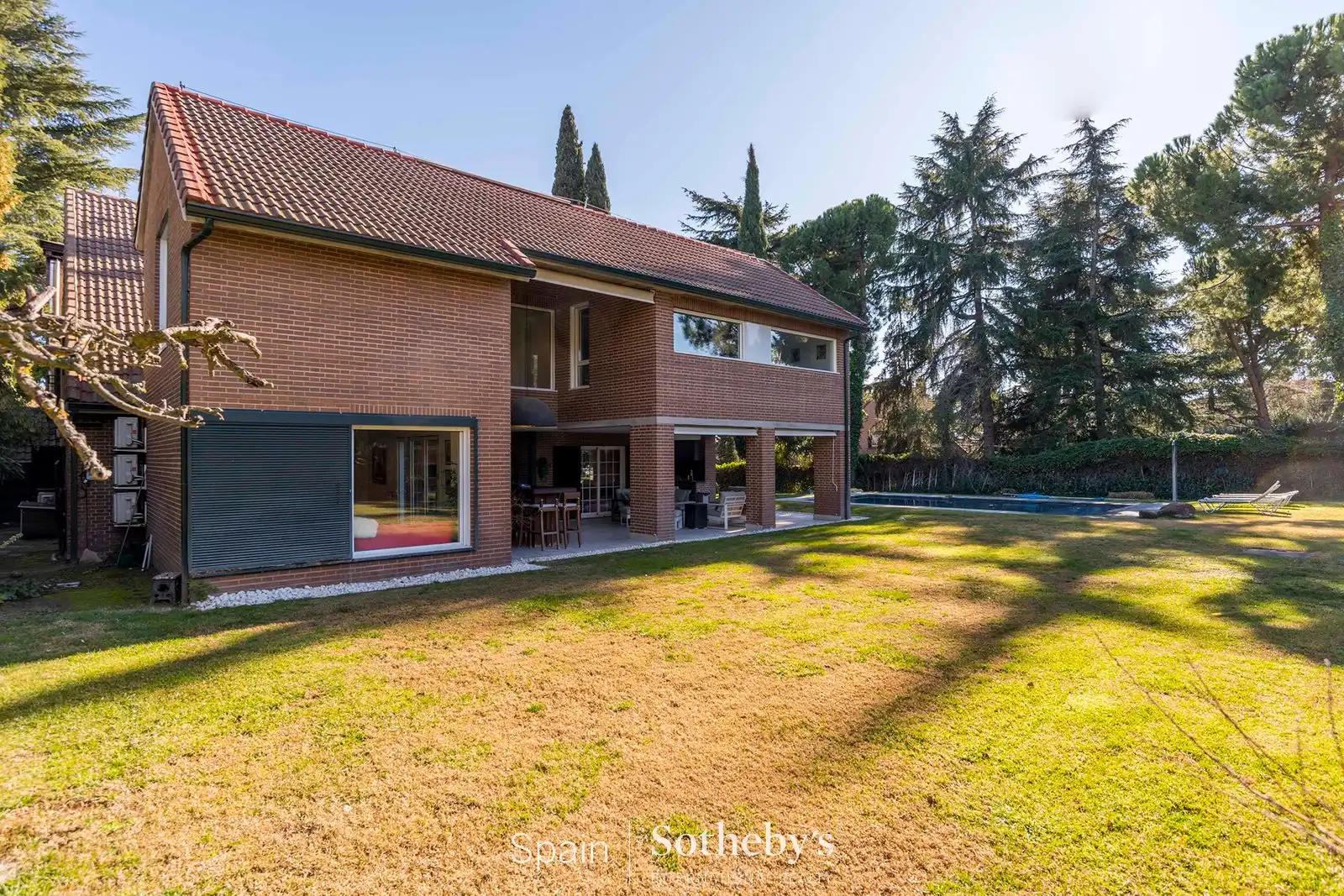 Garden of Houses for sale in La Moraleja  with Air Conditioner, Heating and Private garden
