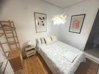 Apartament amb terrassa en venda a Plaza Conde Luna, imagen 2