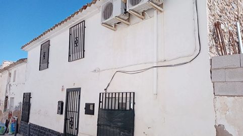 Preciosa casa adosada de 3 dormitorios y 1 baño en Sax.