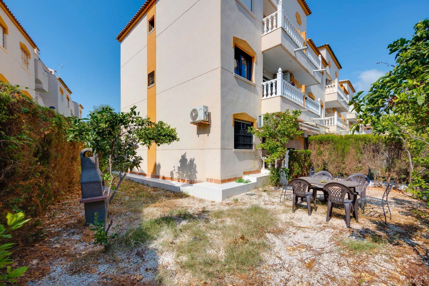 Garden of Apartment for sale in Orihuela  with Air Conditioner, Heating and Terrace