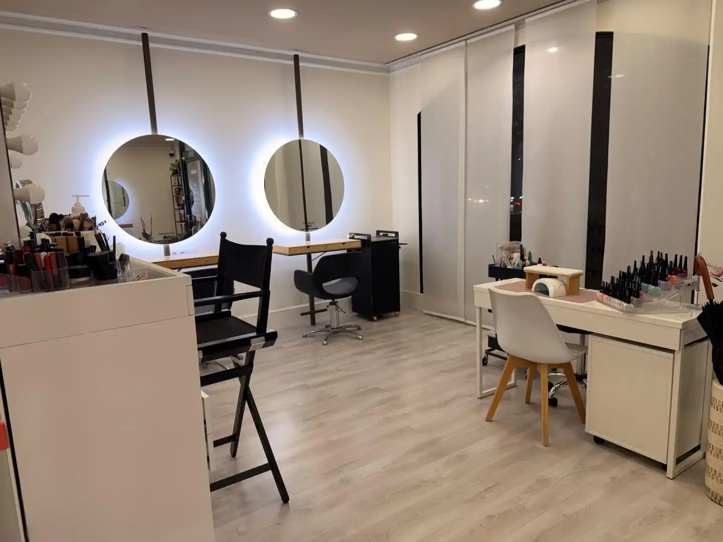 Local comercial en alquiler en Carral, imagen 4