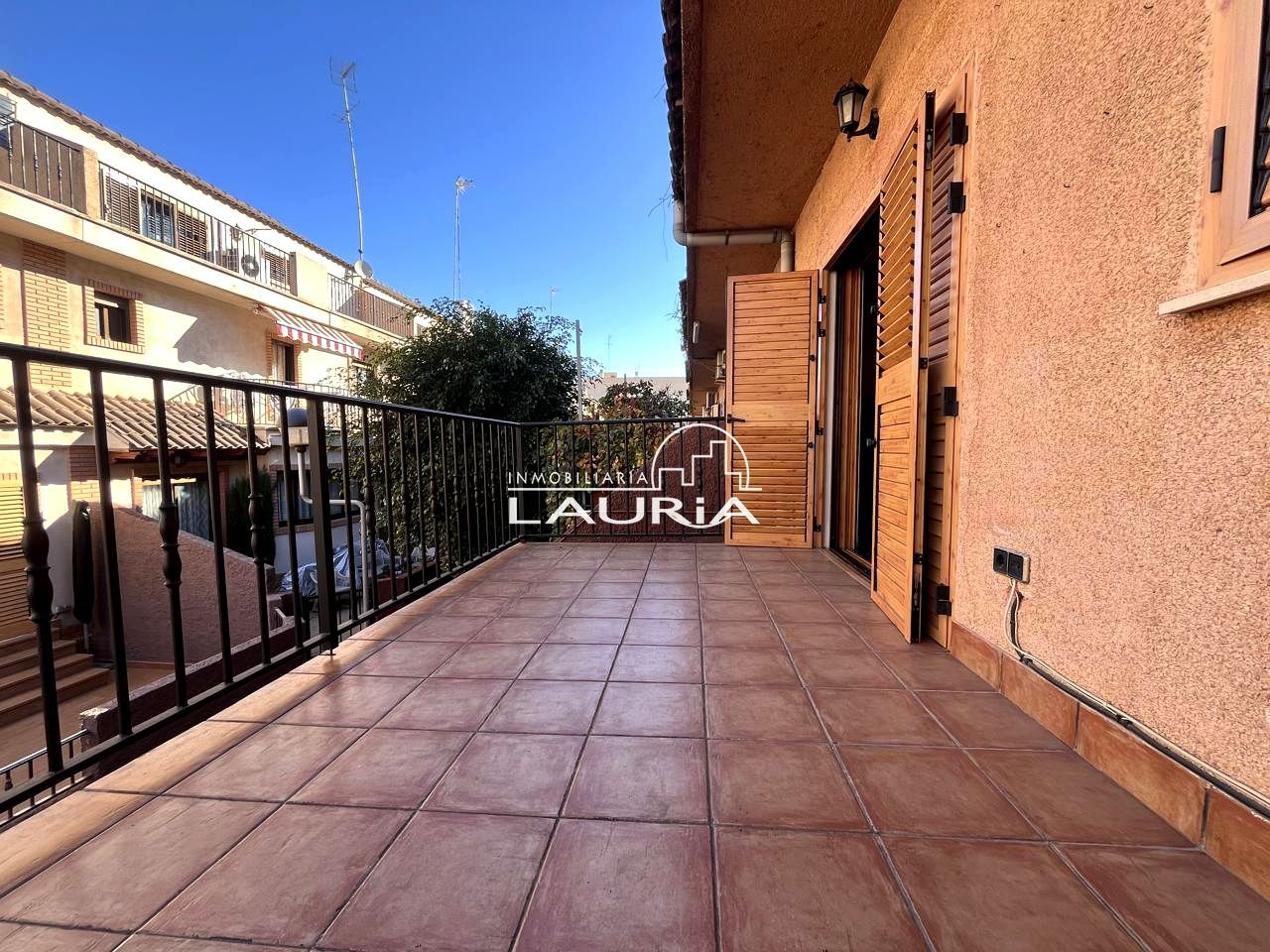 Vista exterior de Casa o xalet en venda en Almàssera amb Aire condicionat, Calefacció i Jardí privat