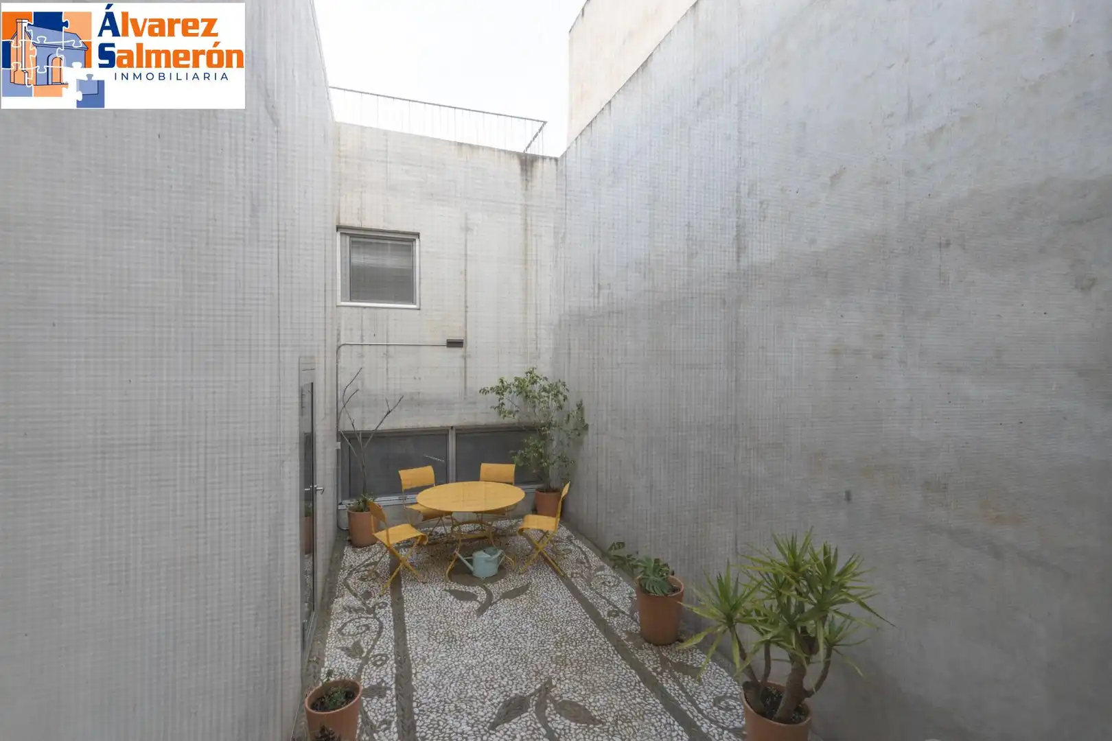 Garden of Houses for sale in Granada