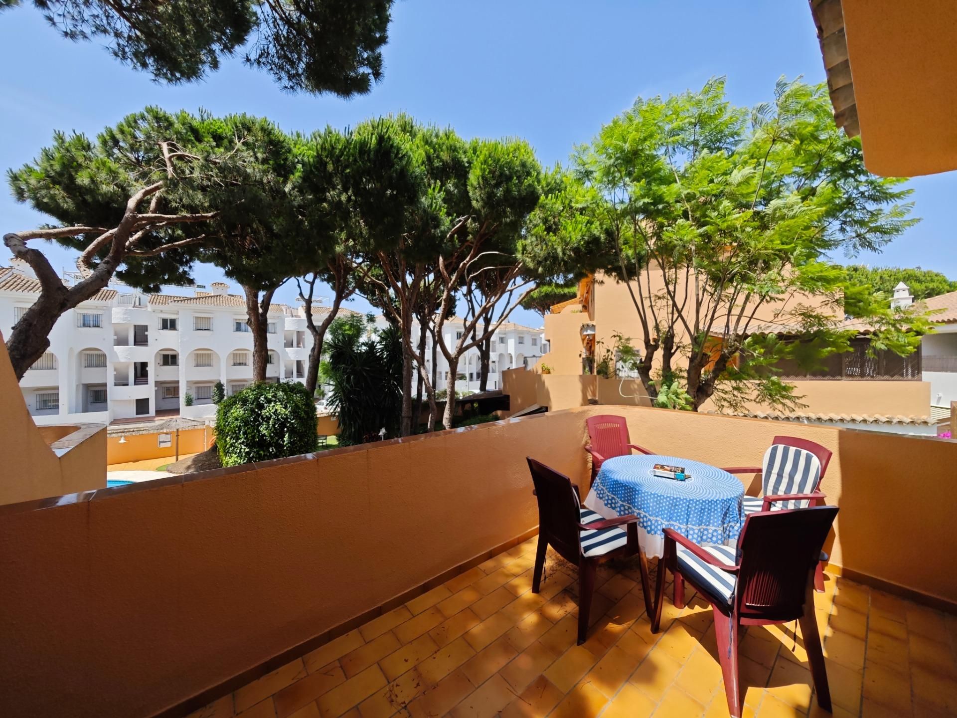 Jardí de Apartament en venda en Chiclana de la Frontera amb Jardí privat, Terrassa i Piscina comunitària