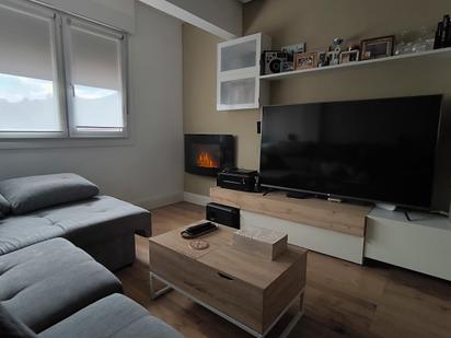 Living room of Flat for sale in Andoain  with Heating, Furnished and Oven