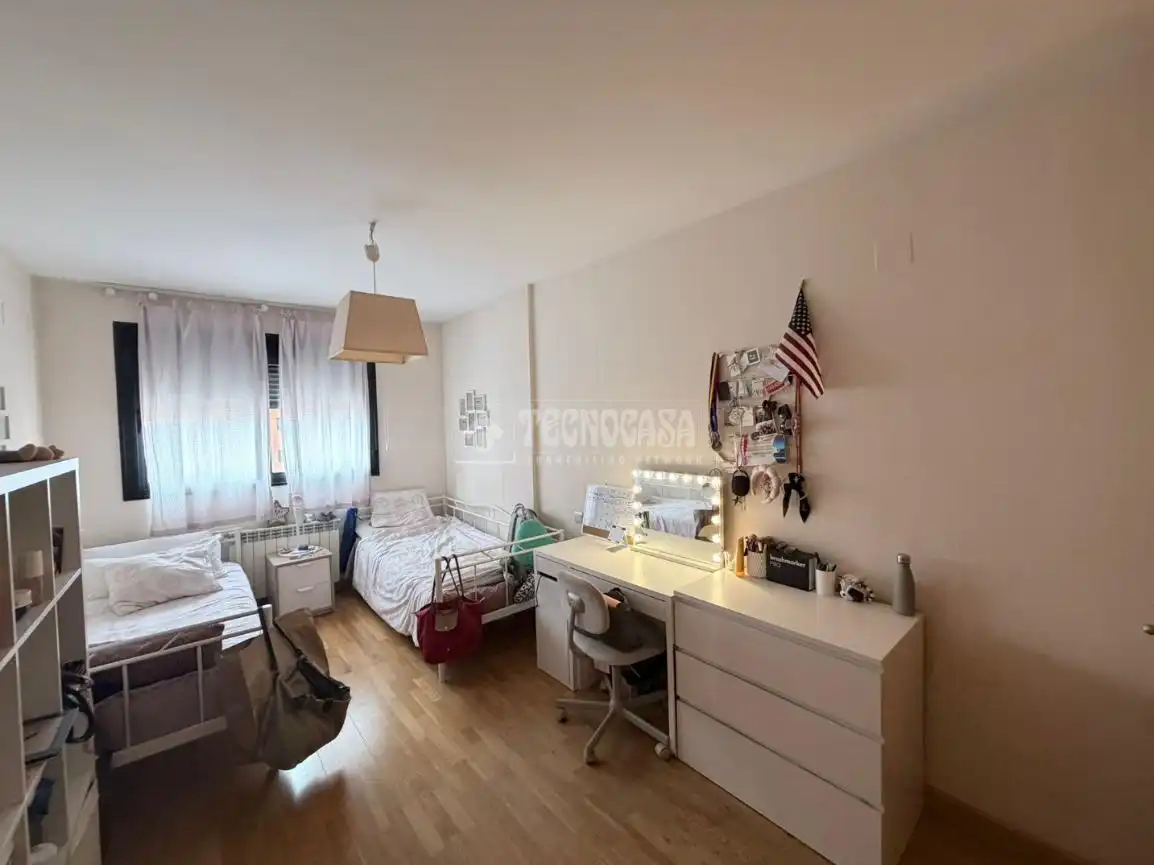 Habitación de Piso en venta en Madrid con Aire acondicionado, Calefacción y Trastero