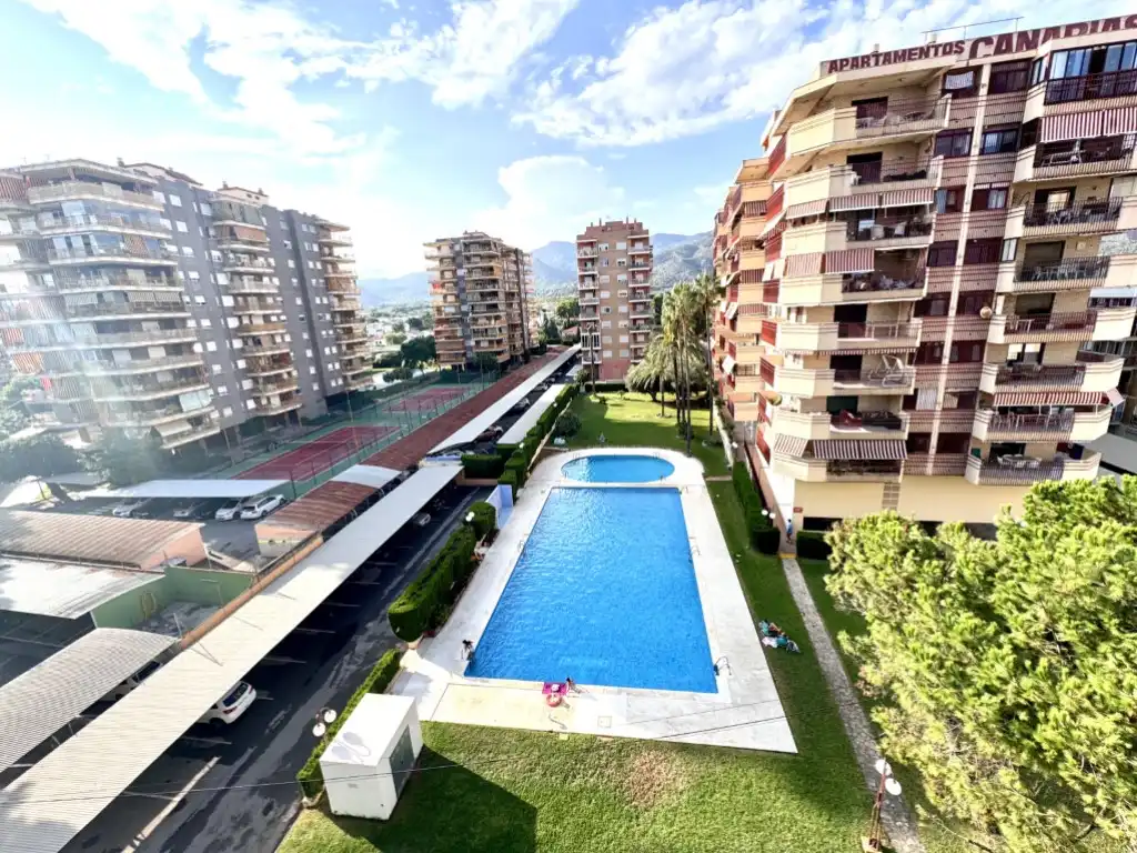 Vista exterior de Apartamento de alquiler en Benicasim / Benicàssim con Terraza, Amueblado y Horno