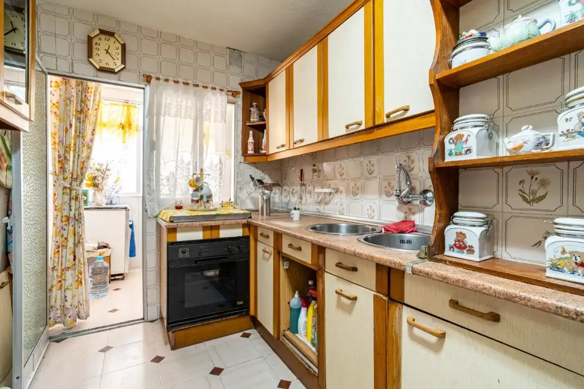 Cocina de Piso en venta en Granada