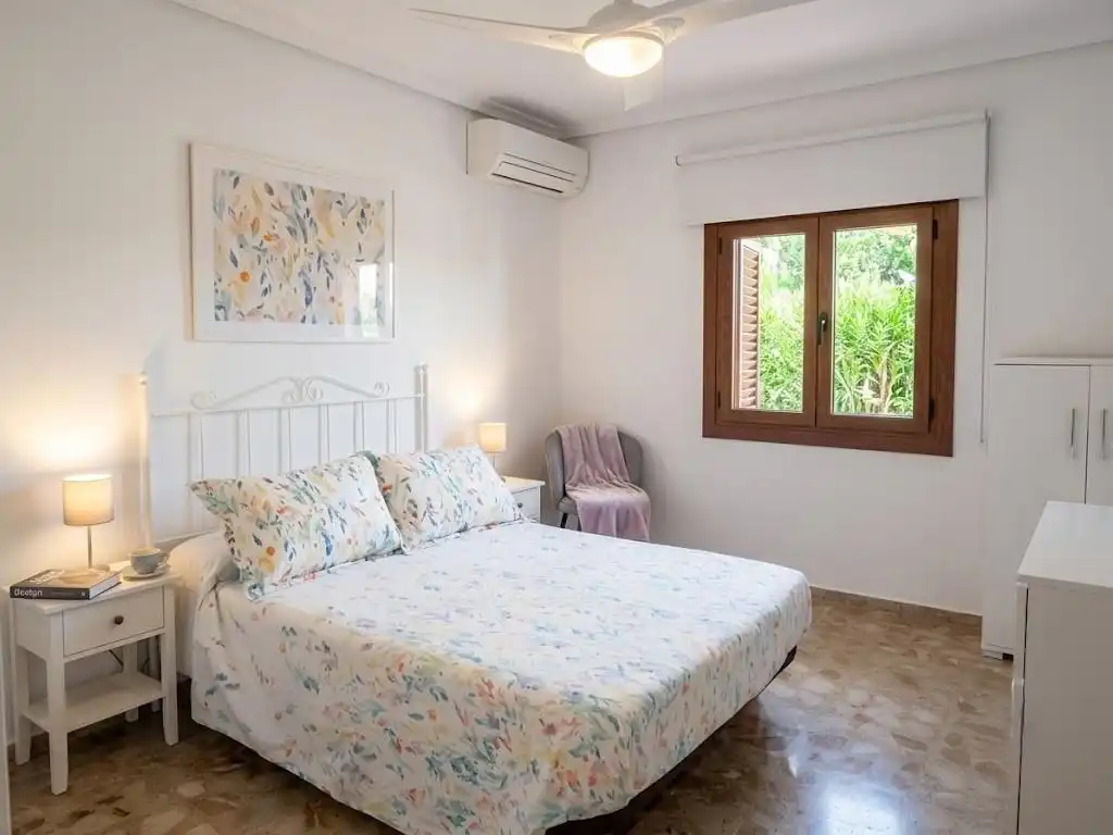 Habitación de Casa o chalet en venta en Carcaixent con Aire acondicionado, Calefacción y Jardín privado