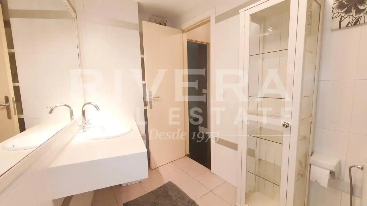 Bedroom of Flat for sale in Vigo   with Heating