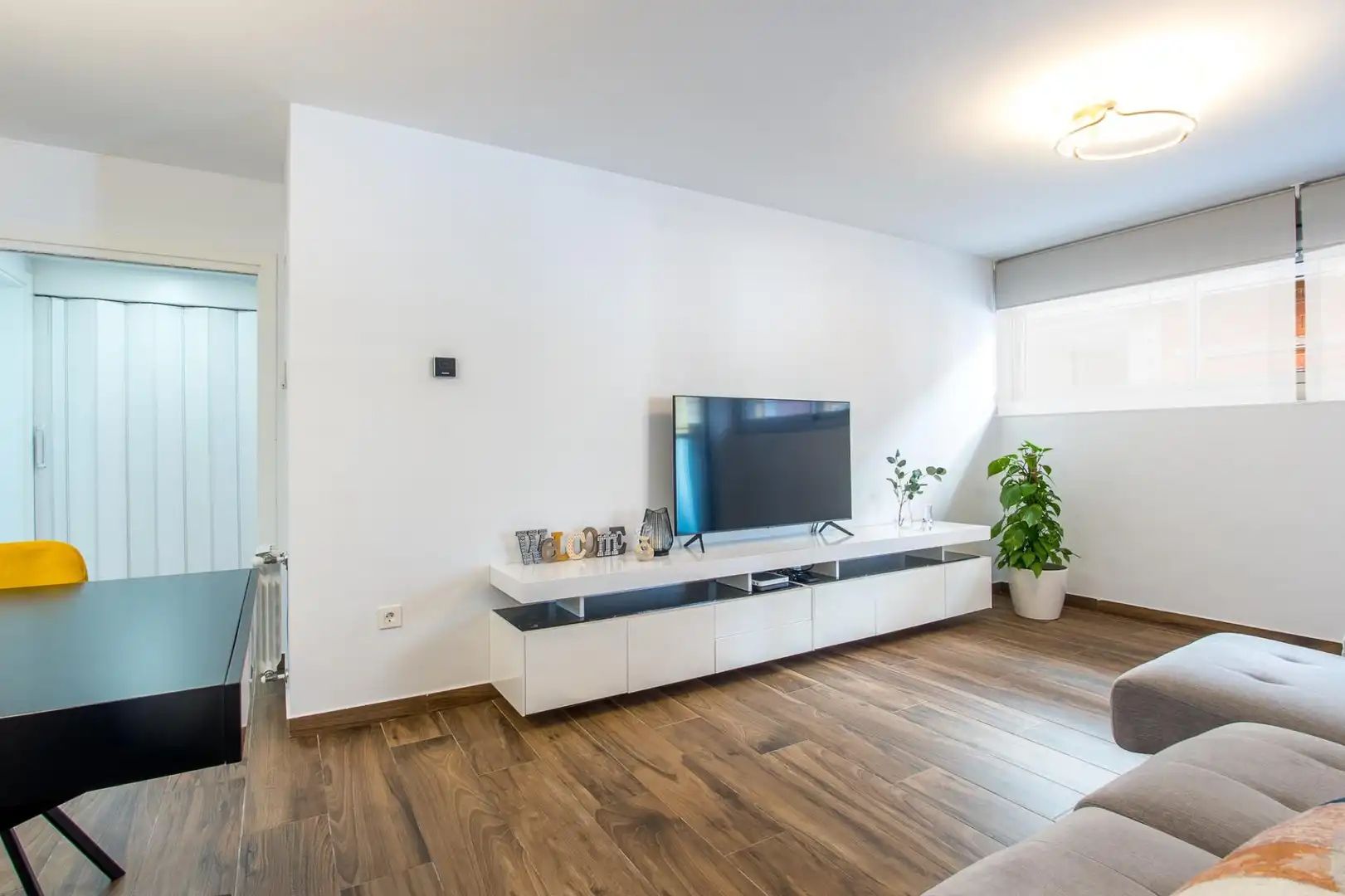 Sala d'estar de Planta baixa en venda en Murcia amb Aire condicionat, Moblat i Balcó