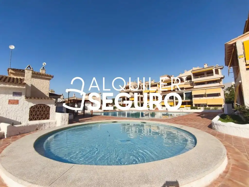 Villa con piscina in affitto a Santiago Bernabéu, imagen 24