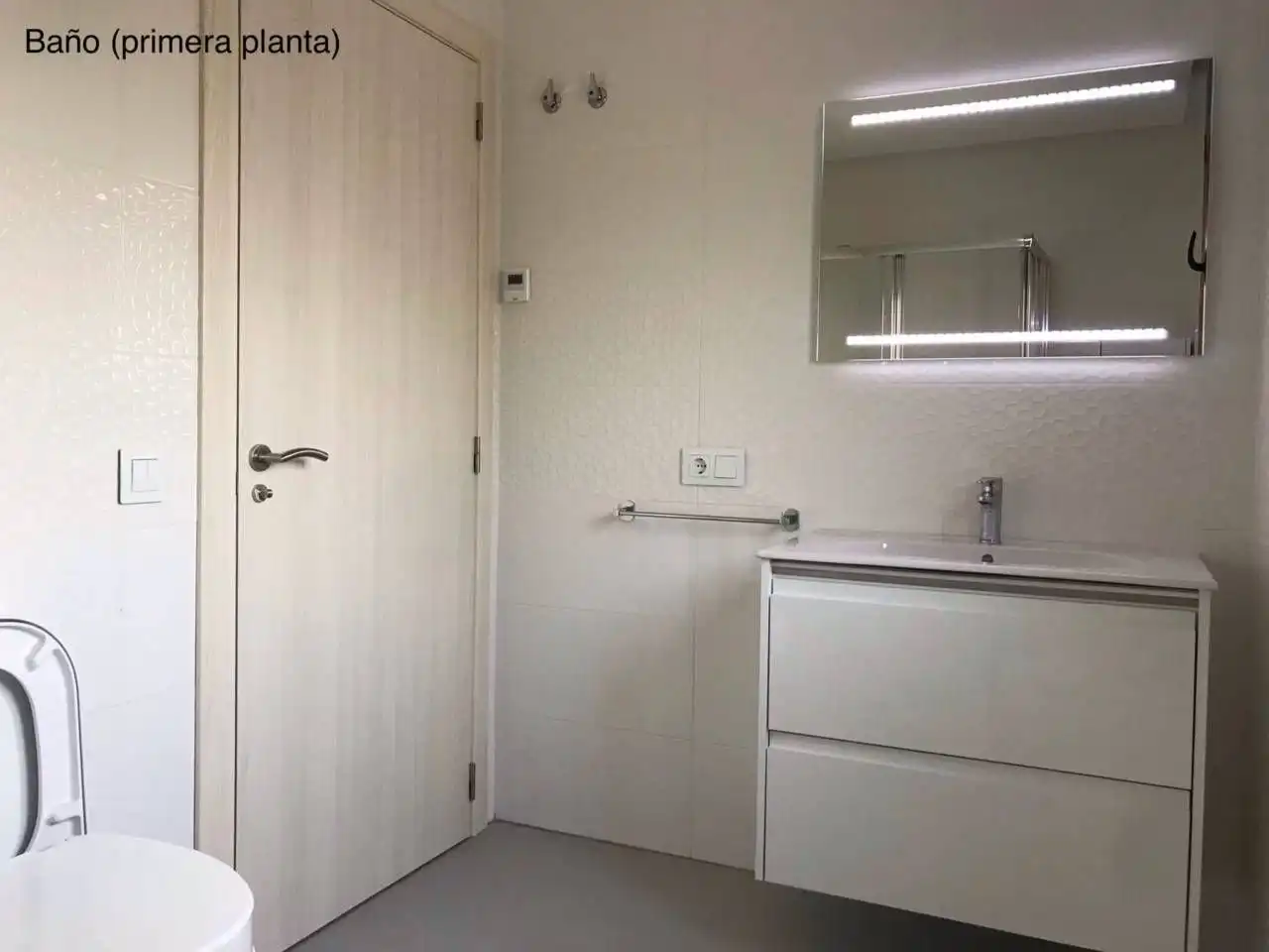 Badezimmer von Haus oder Chalet zum Verkauf in Verín mit Heizung, Privatgarten und Schwimmbad