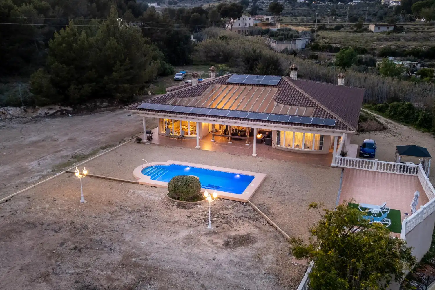 Vista exterior de Casa o chalet en venta en L'Alfàs del Pi con Aire acondicionado, Jardín privado y Terraza