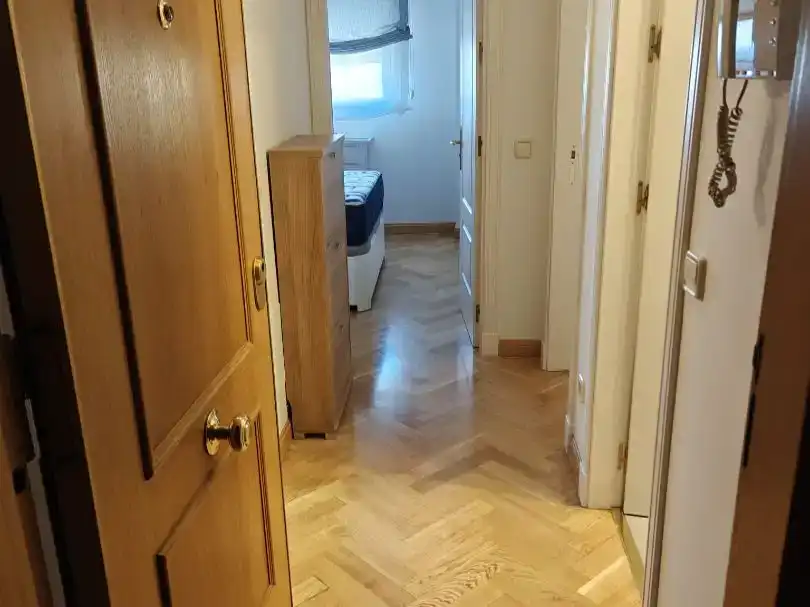 Wohnung zur Miete in  Madrid Capital mit Klimaanlage und Schwimmbad