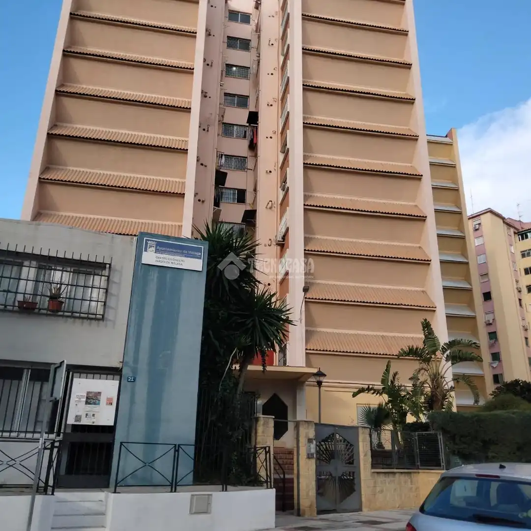Vista exterior de Pis en venda en Málaga