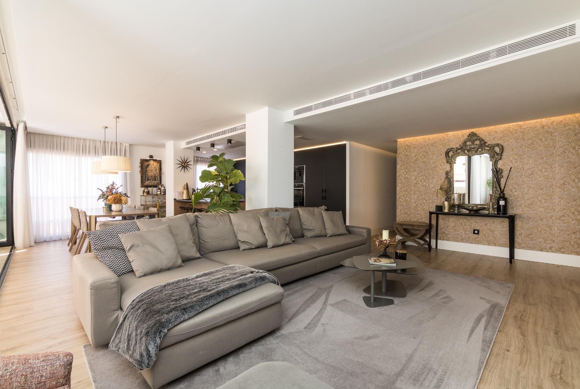 Living room of Flat for sale in Elche / Elx  with Air Conditioner, Heating and Terrace