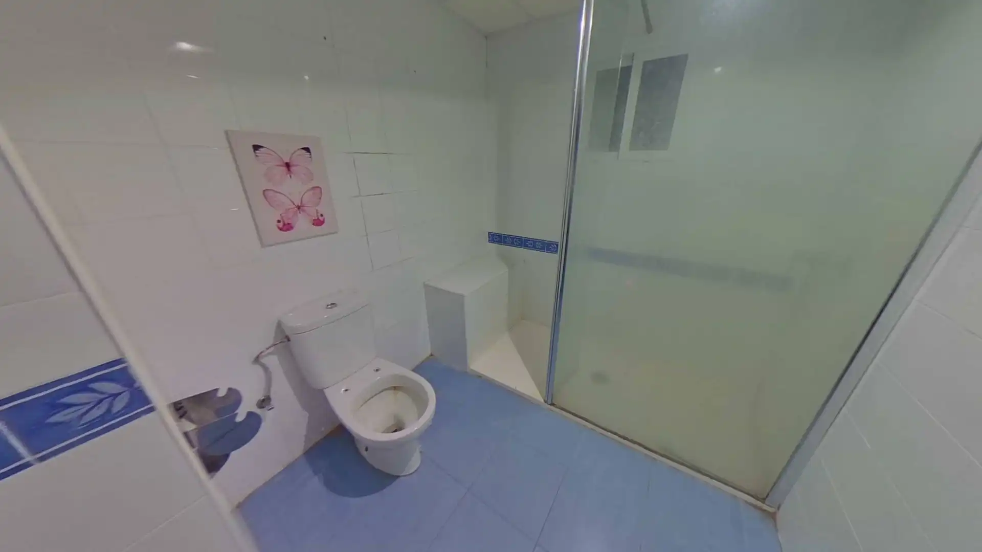 Bathroom of Houses for sale in La Puebla del Río  with Private garden and Terrace