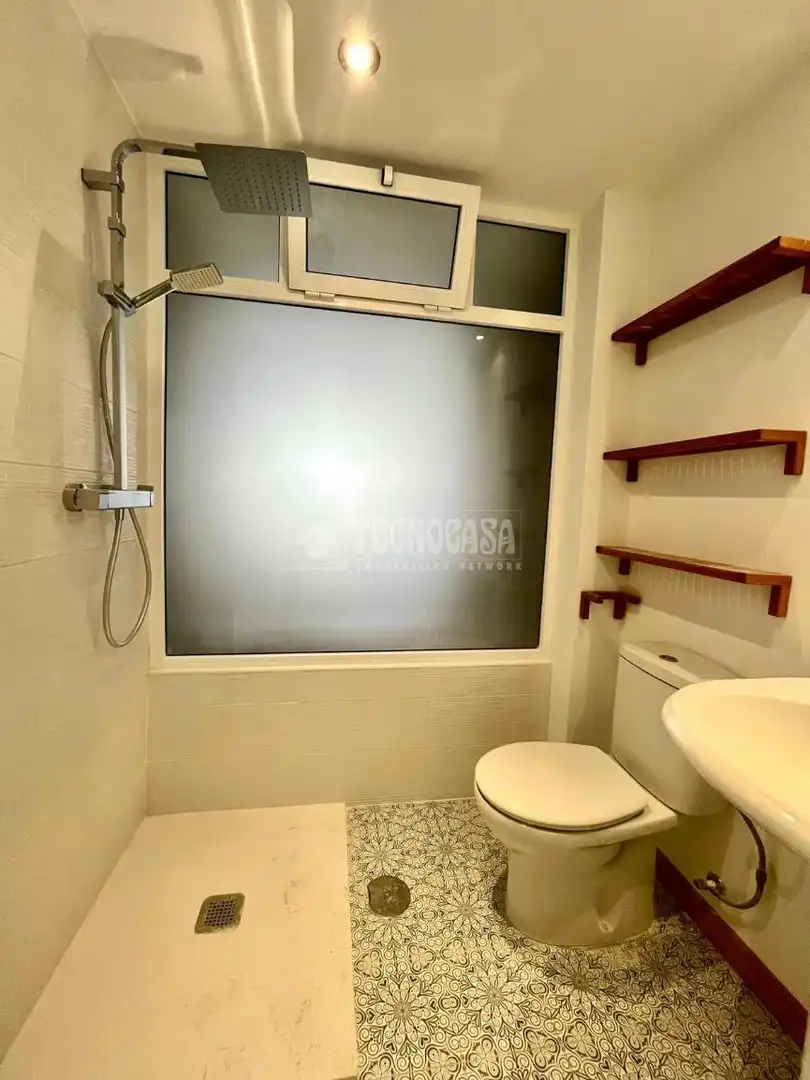 Baño de Piso en venta en Murcia con Terraza