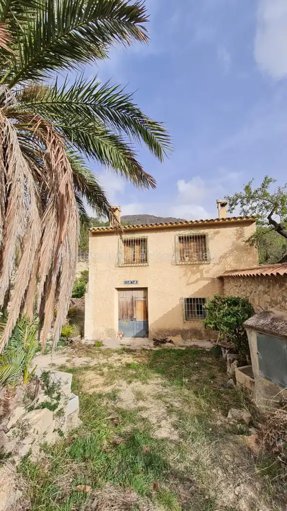 Vista exterior de Casa o xalet en venda en Benimantell amb Terrassa