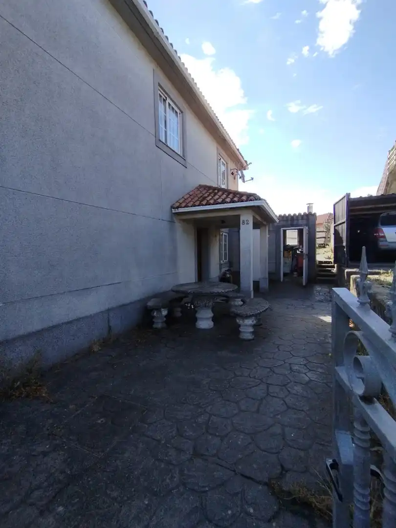 Vista exterior de Casa o xalet en venda en Fene amb Calefacció i Moblat
