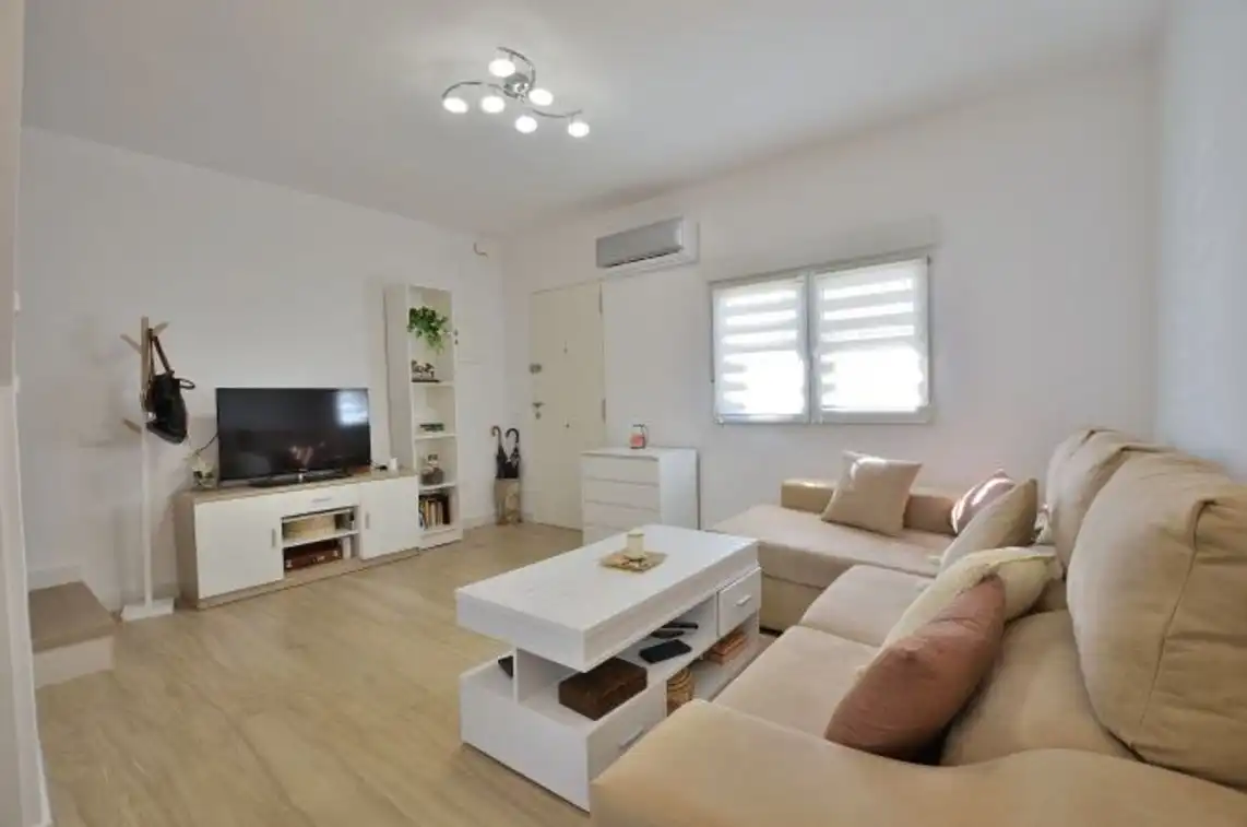 Living room of Houses for rent in Ronda  with Air Conditioner and Furnished