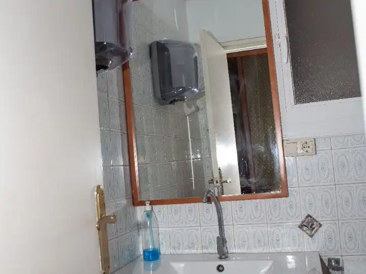 Bany de Oficina en venda en Elda amb Aire condicionat i Calefacció