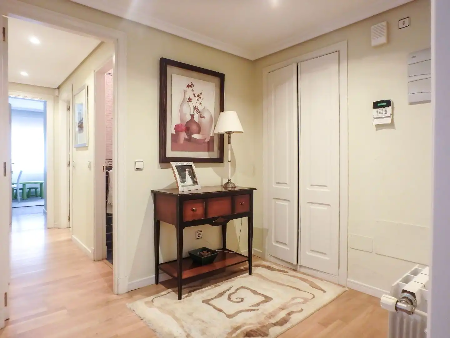 Ground floor for rent in Madrid  with Air Conditioner, Heating and Private garden