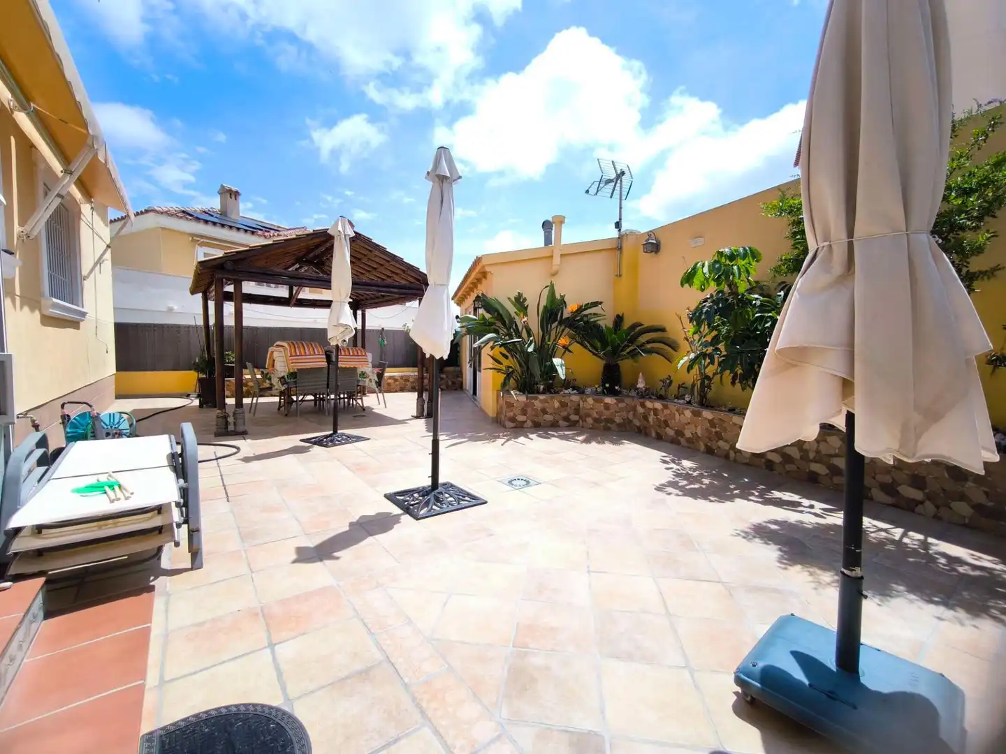 Terraza de Casa o chalet en venta en La Nucia con Aire acondicionado, Calefacción y Jardín privado